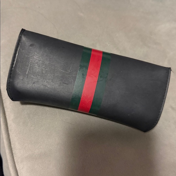 Gucci Black Sunglasses Case - Magnetic Close - Envelope Case - Picture 2 of 3